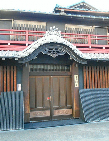 信太山新地 ぎんねこ